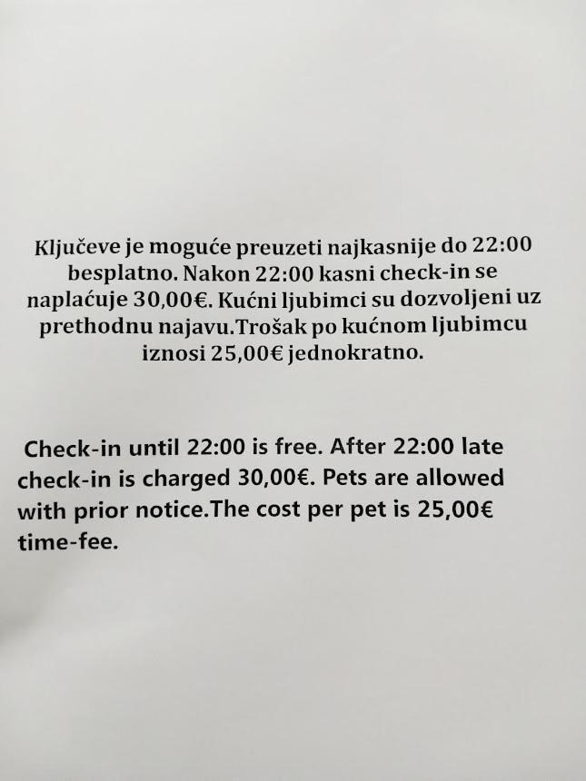 Studio Apartman Krila Wings- Parking In Garage Zagreb Eksteriør bilde