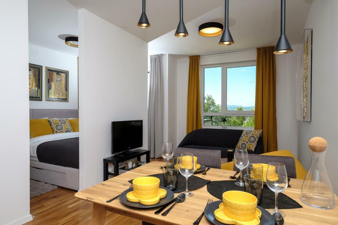 Studio Apartman Krila Wings- Parking In Garage Zagreb Eksteriør bilde
